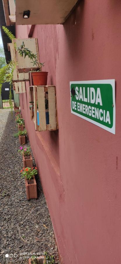 Apart de Fronteras Puerto Iguazú Exterior foto
